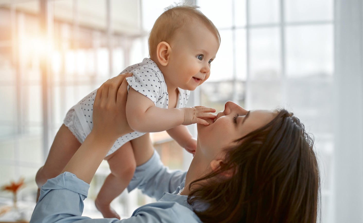 Comprendre et apaiser les pleurs de décharge chez le bébé : ce qu'il faut savoir pour soulager votre nourrisson